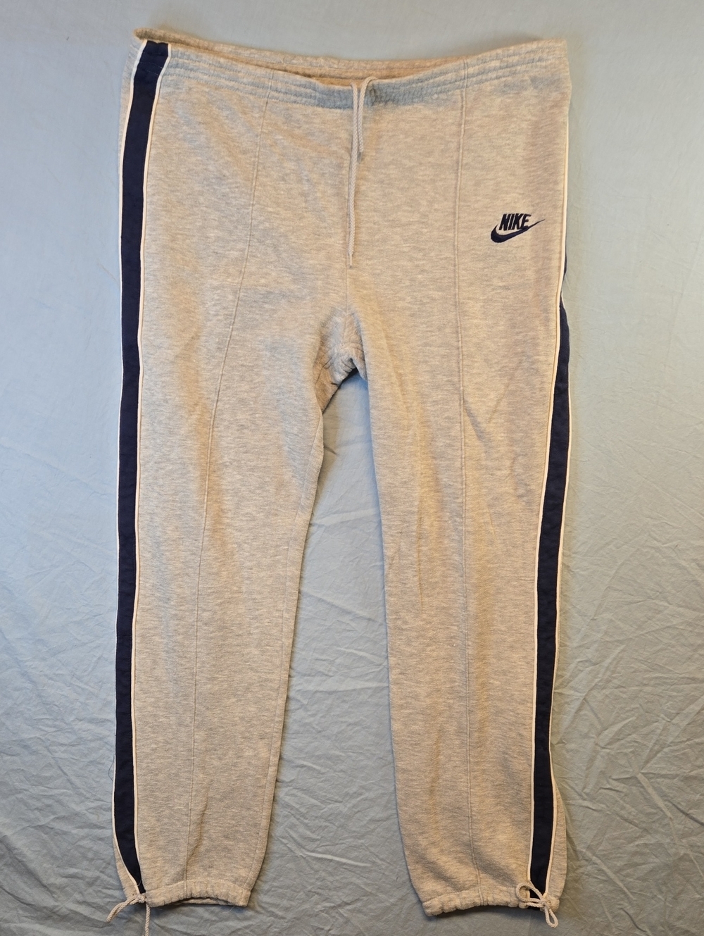 Nike Gray Jogger Sweatpants with Navy Blue & White Side Stripes Vintage 90s